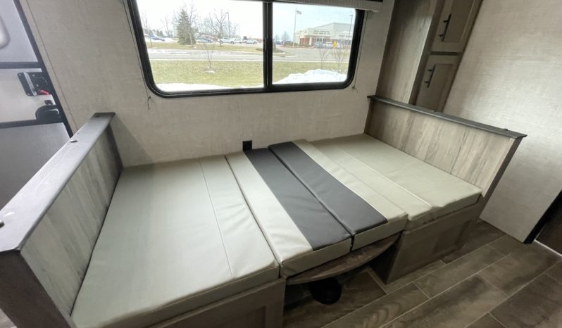 2022 Conquest 241RB full