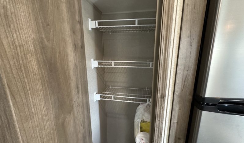 2020 Palomino Puma 31RLQS full