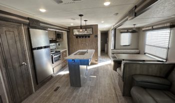 2020 Palomino Puma 31RLQS full