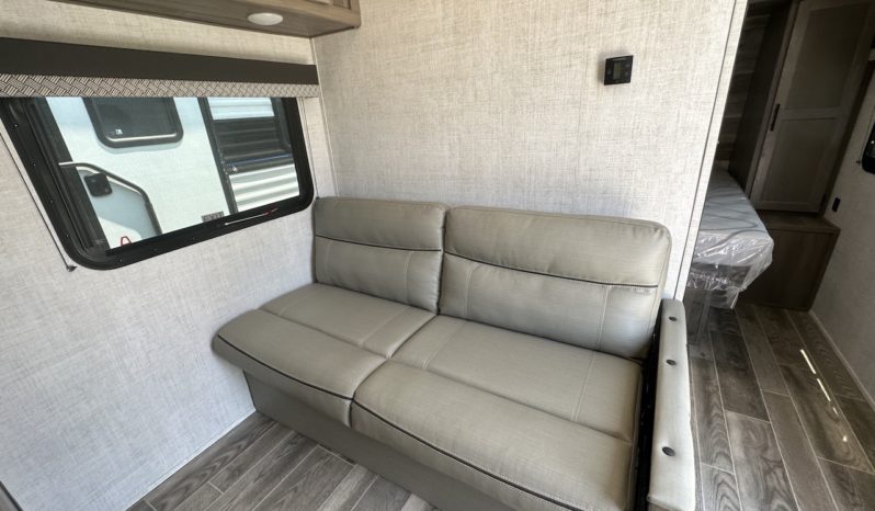 2022 Conquest 26BHG full