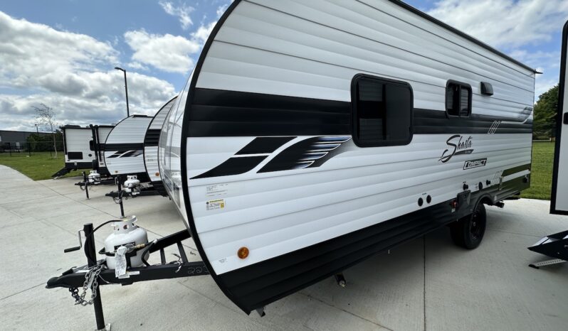 2024 Shasta Oasis SST18FQ full