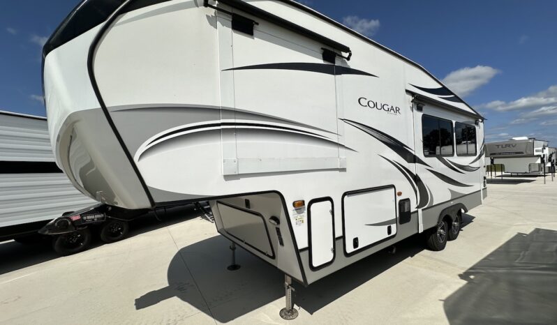 2021 Keystone Cougar 25RE full