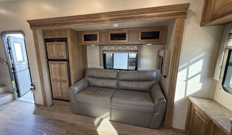 2019 Flagstaff 526RLWS full