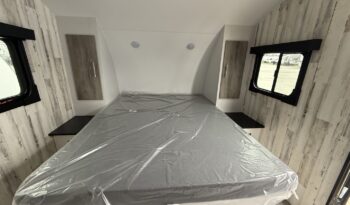 2025 Travel Lite Rove XL 17FQ full