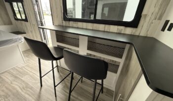 2025 Travel Lite Rove XL 17FQ full