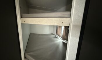 2025 Shasta Oasis SST18DBL full