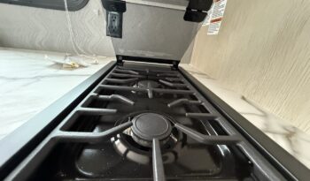 2025 Shasta Oasis SST18DBL full