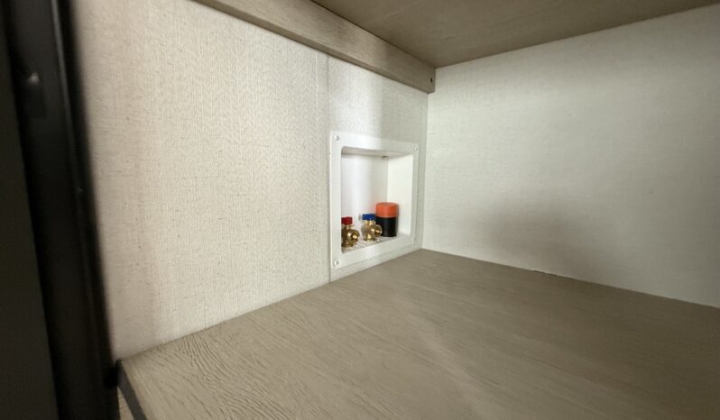 2025 Shasta Oasis I-5 526RBS full