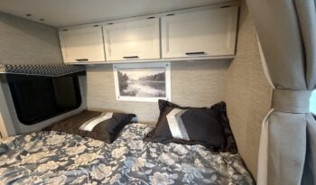 2023 Thor Four Winds 24LT full