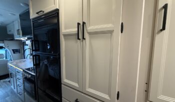 2023 Thor Four Winds 24LT full