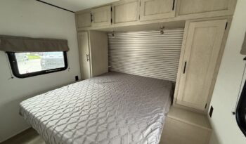 2025 Shasta Oasis I-5 526BH full