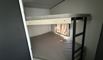 2025 Shasta Oasis I-5 526DB full