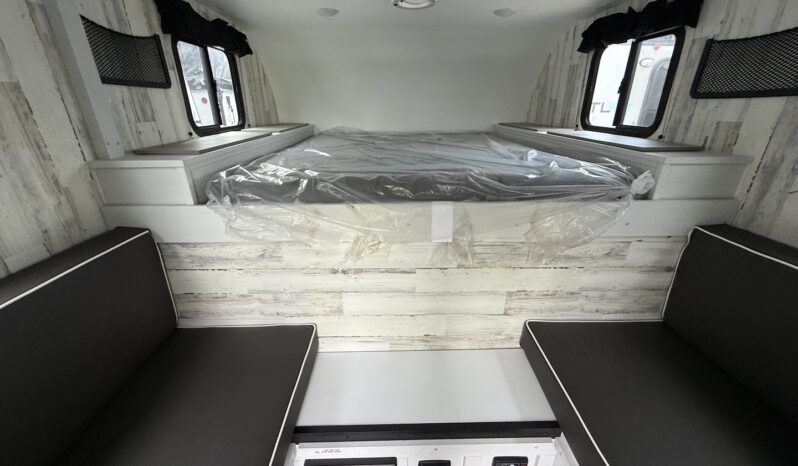 2025 Travel Lite RV 775X full