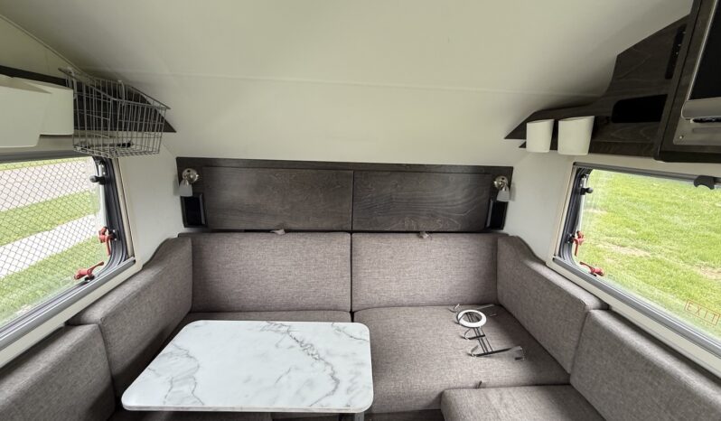 2021 NuCamp Tab 320BD full