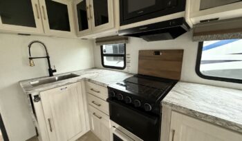 2024 Forest River Grand Surveyor 253RLS full