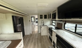 2024 Forest River Grand Surveyor 253RLS full