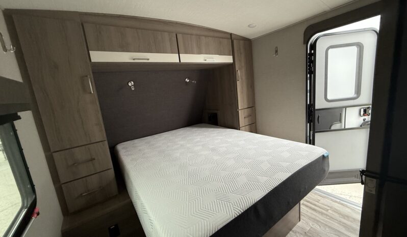 2023 Grand Design Imagine 2800BH full