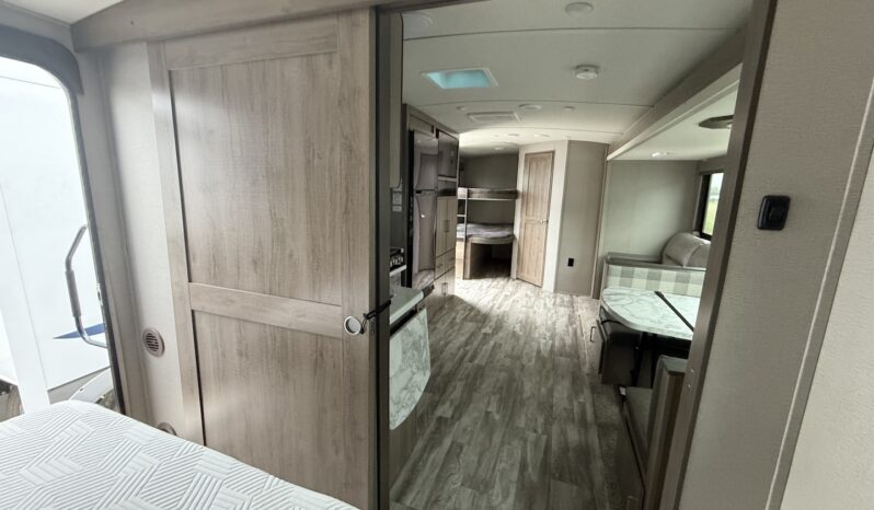 2023 Grand Design Imagine 2800BH full