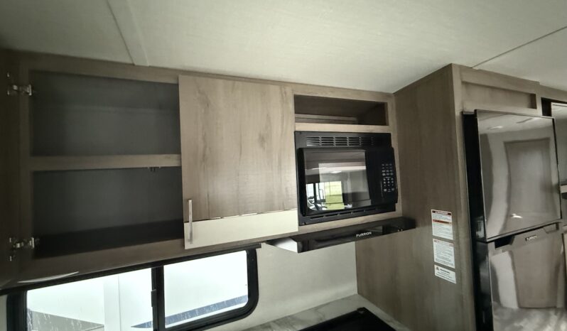 2023 Grand Design Imagine 2800BH full