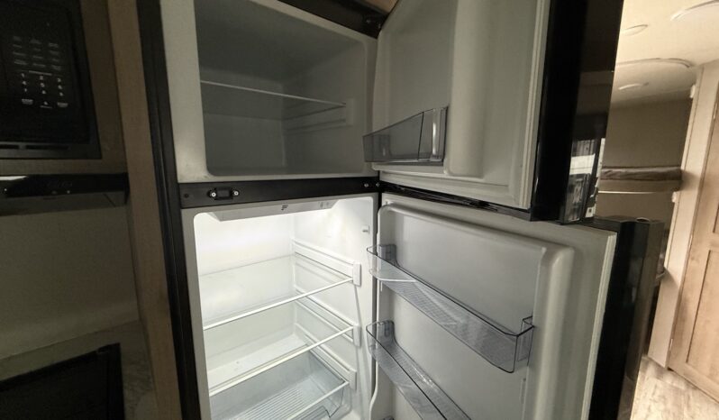 2023 Grand Design Imagine 2800BH full