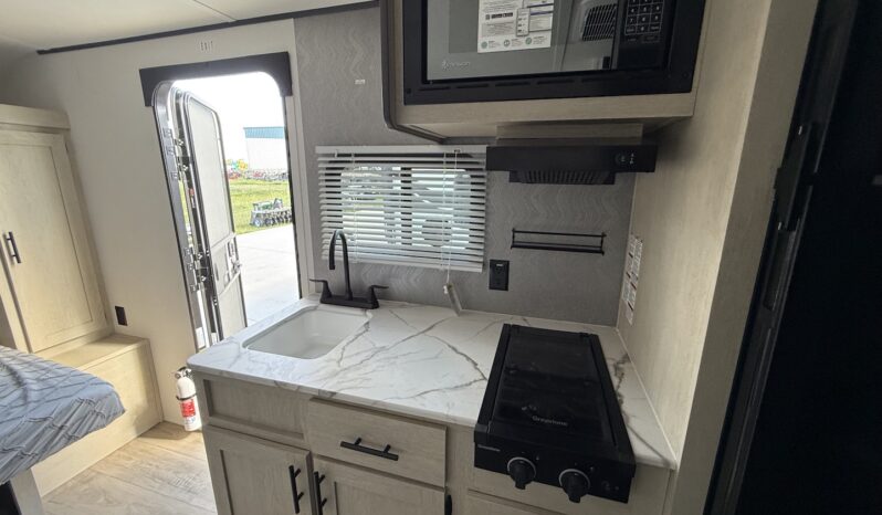 2026 Shasta Oasis 18DBL full