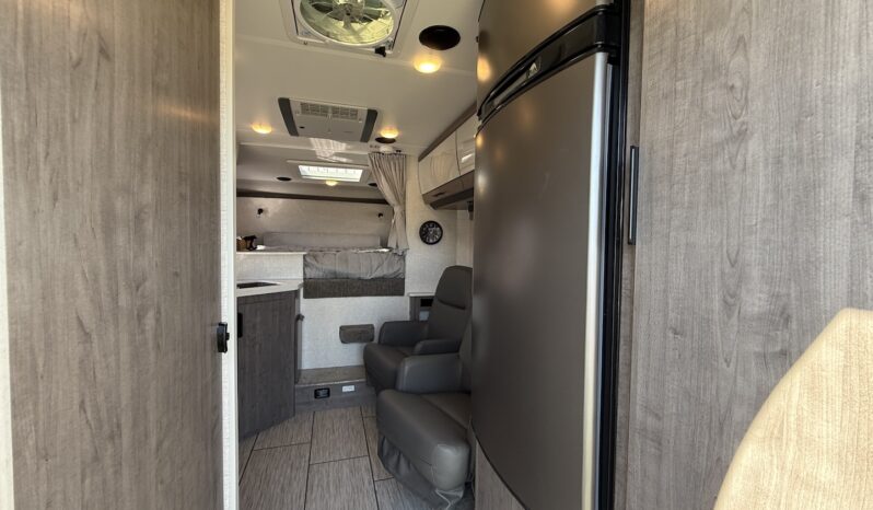 2026 Lance 960 full