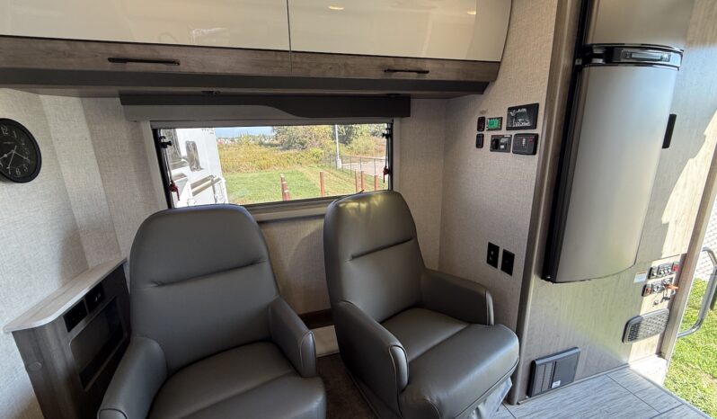 2026 Lance 960 full